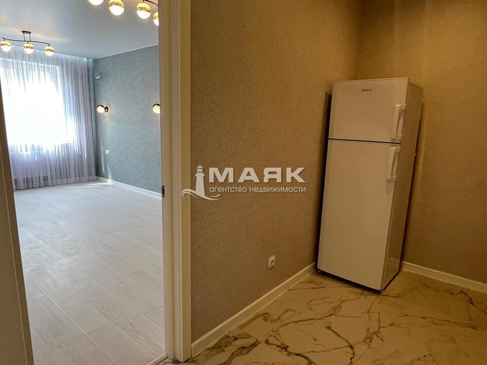 1-к. квартира 45 кв.м, 12/13