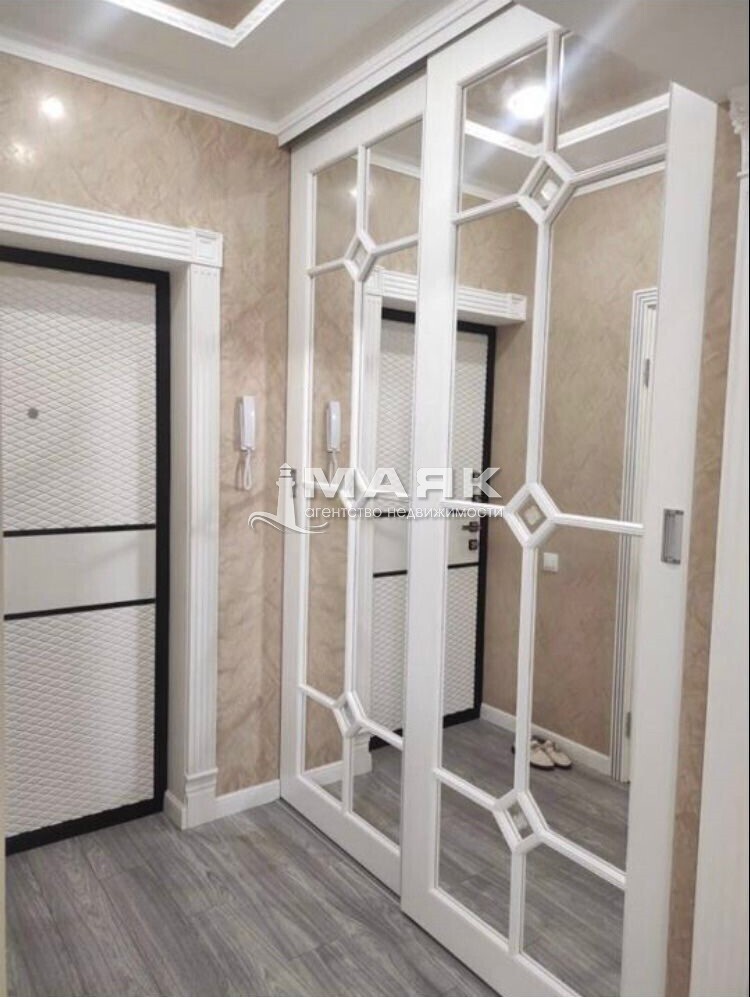 2-к. квартира 44 кв.м, 16/20