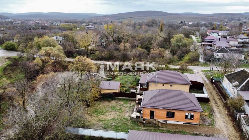 Дом 93 кв.м на участке 7 сот