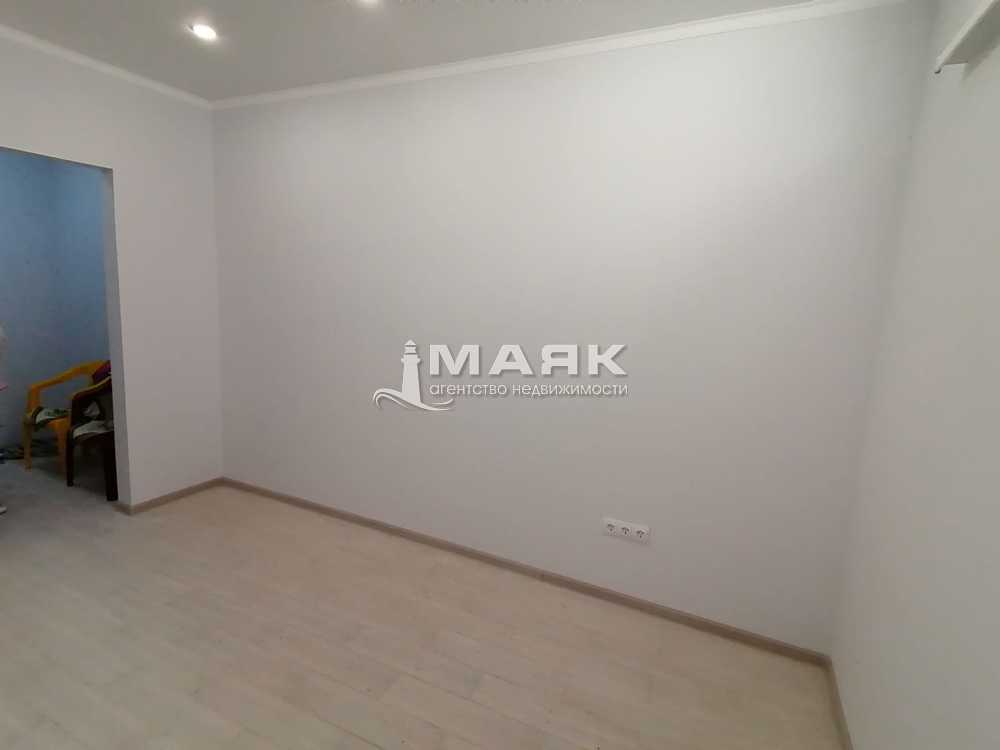 Студия 18 кв.м, цоколь/14