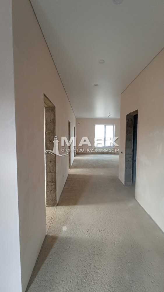 Дом 93.8 кв.м на участке 5.8 сот