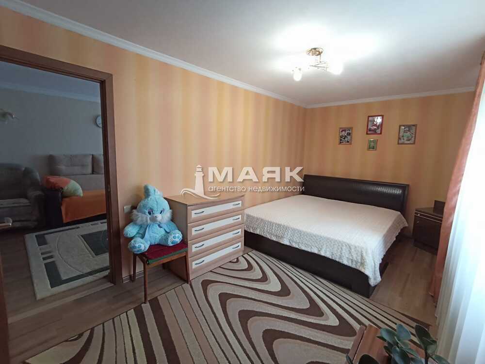 3-к. квартира 64.7 кв.м, 1/2