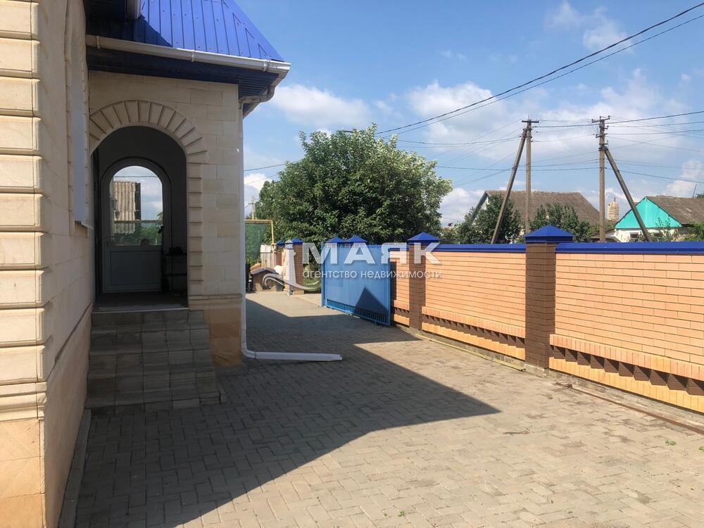 Дом 206 кв.м на участке 17 сот