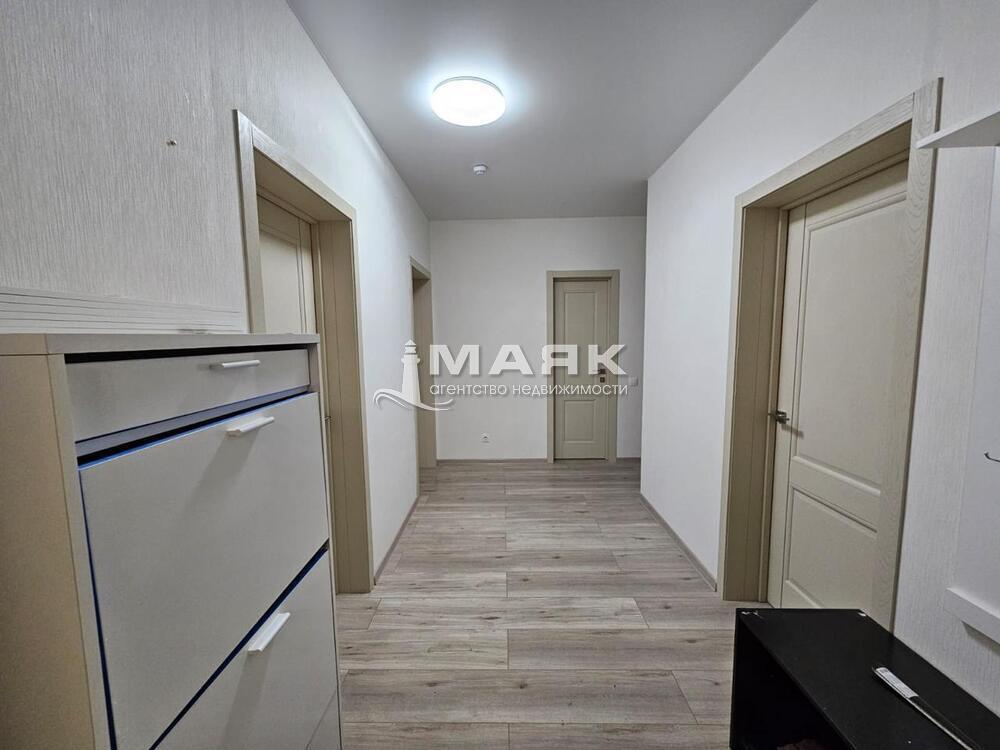 3-к. квартира 87.73 кв.м, 8/18