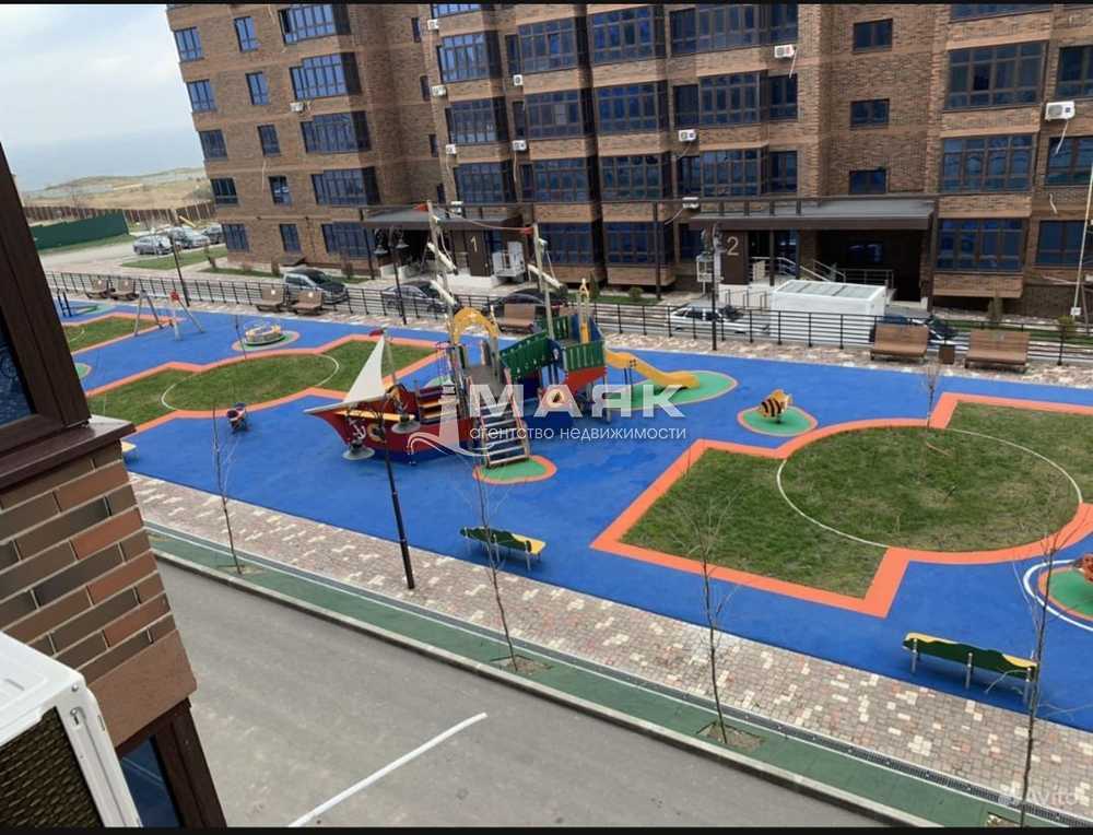 1-к. квартира 44 кв.м, 3/8