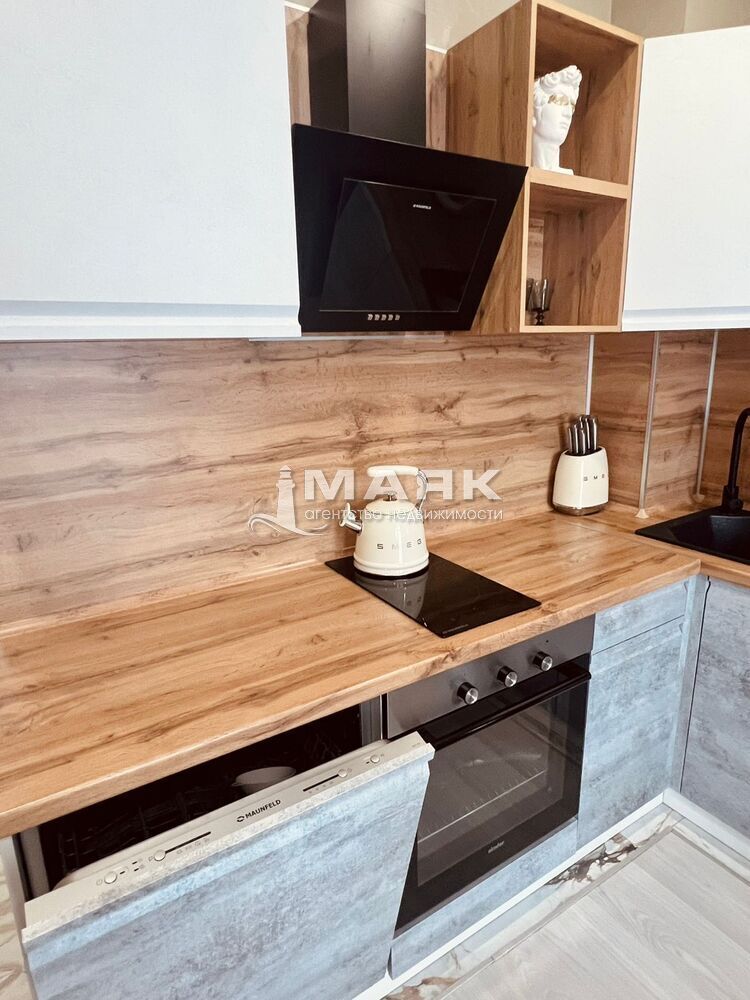 1-к. квартира 45 кв.м, 9/14