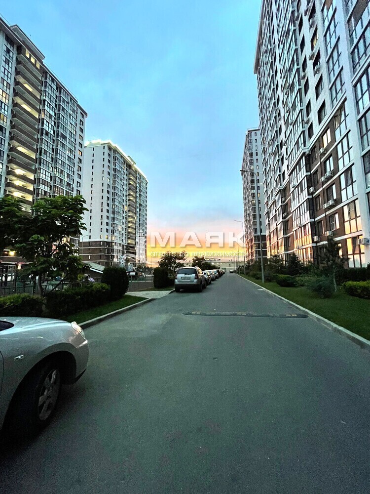 2-к. квартира 58.7 кв.м, 14/20