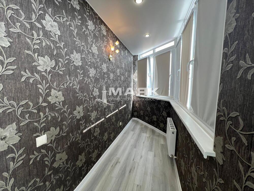 1-к. квартира 39 кв.м, 8/11