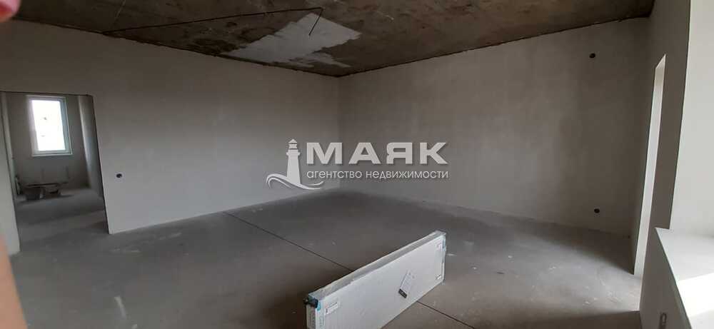 Дом 485.4 кв.м на участке 9.5 сот