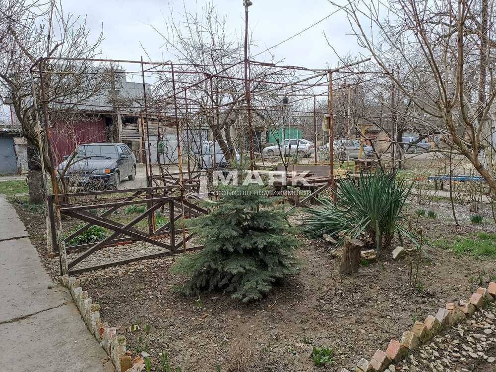 3-к. квартира 64.7 кв.м, 1/2