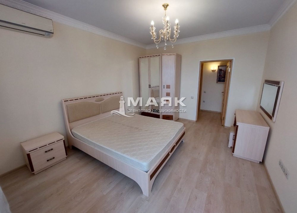 3-к. квартира 94 кв.м, 5/5