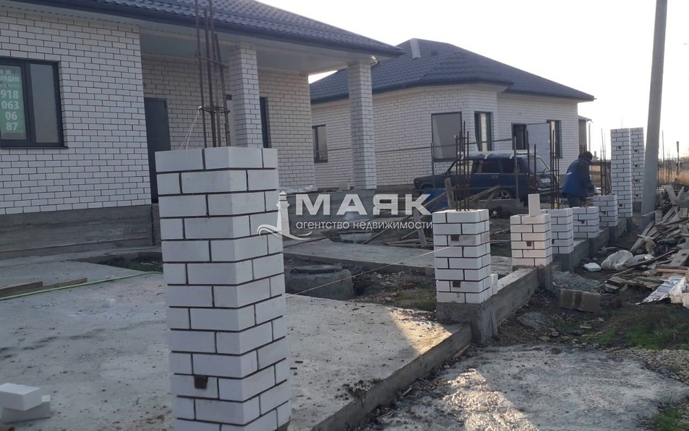 Дом 100 кв.м на участке 3 сот