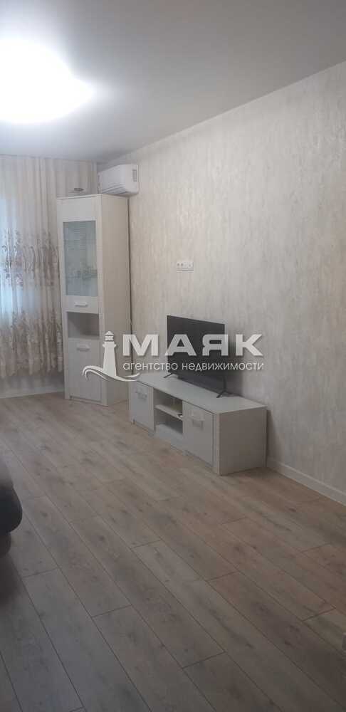 1-к. квартира 44 кв.м, 10/14