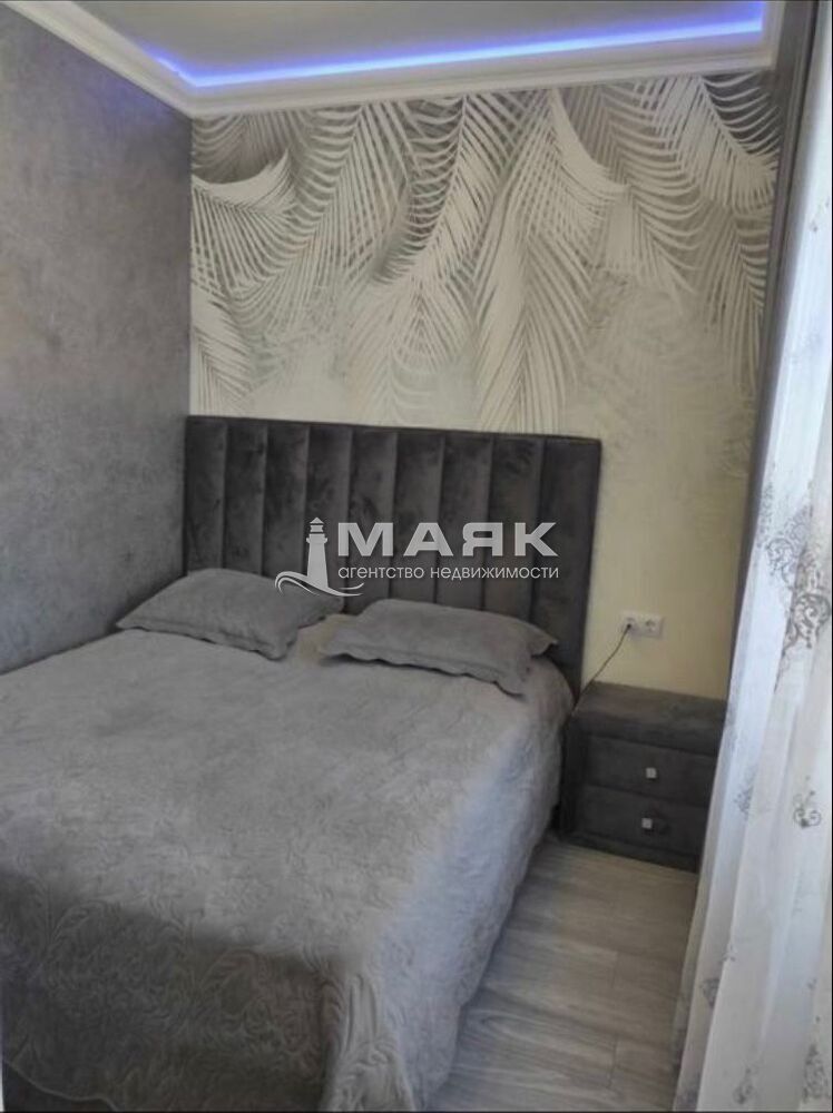 2-к. квартира 44 кв.м, 16/20