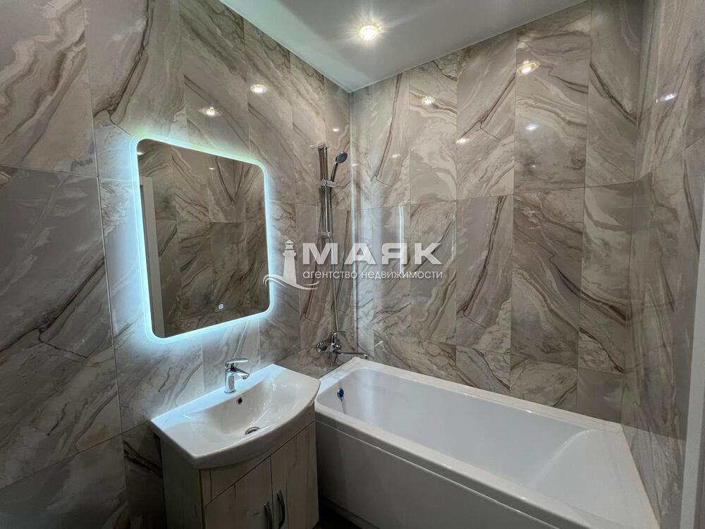 1-к. квартира 39 кв.м, 8/11