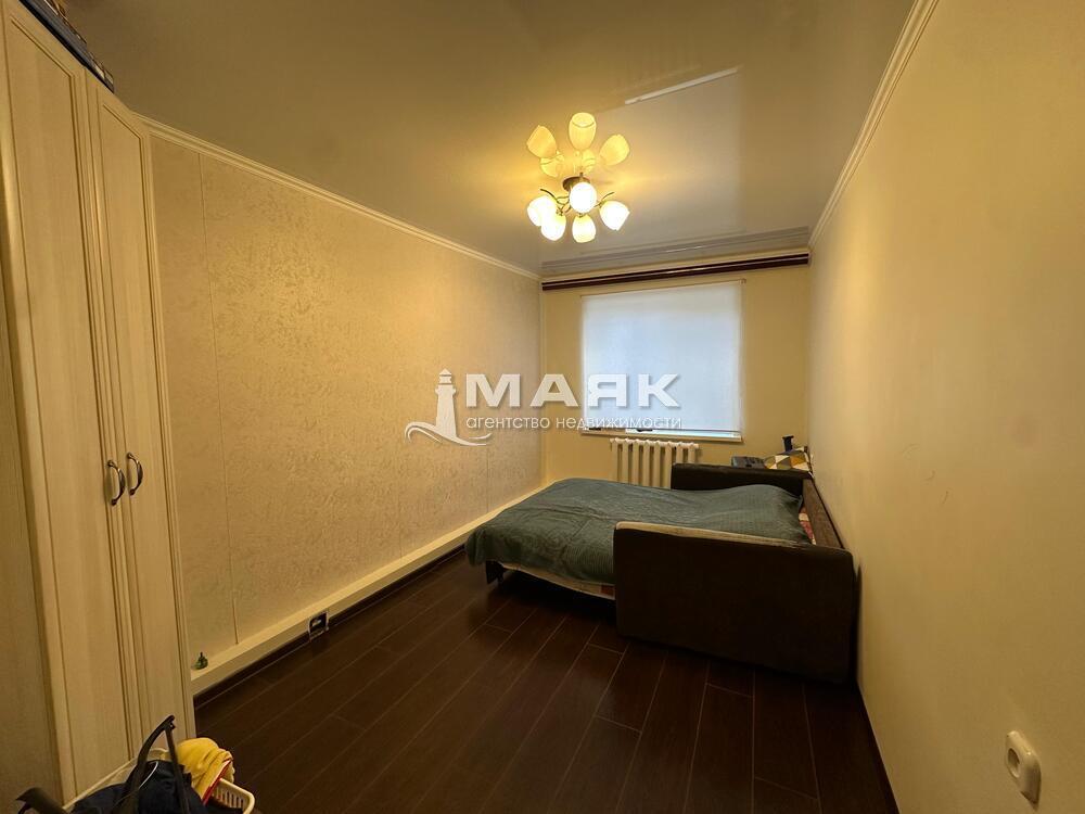 Таунхаус 283.4 кв.м на участке 4.5 сот