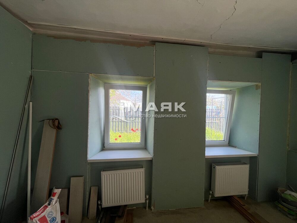 Дом 40 кв.м на участке 15 сот