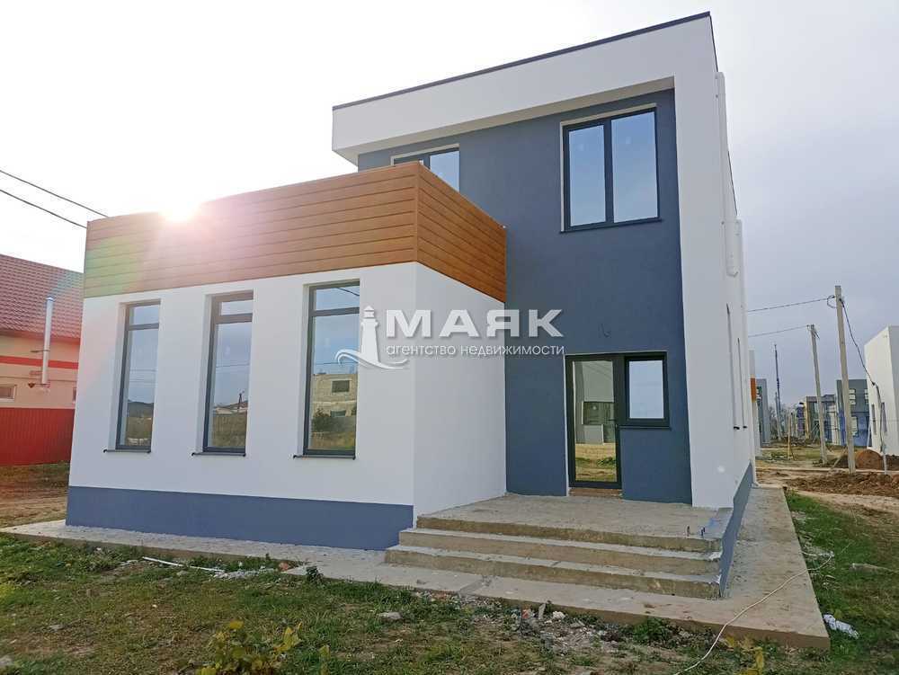 Дом 192 кв.м на участке 4.7 сот