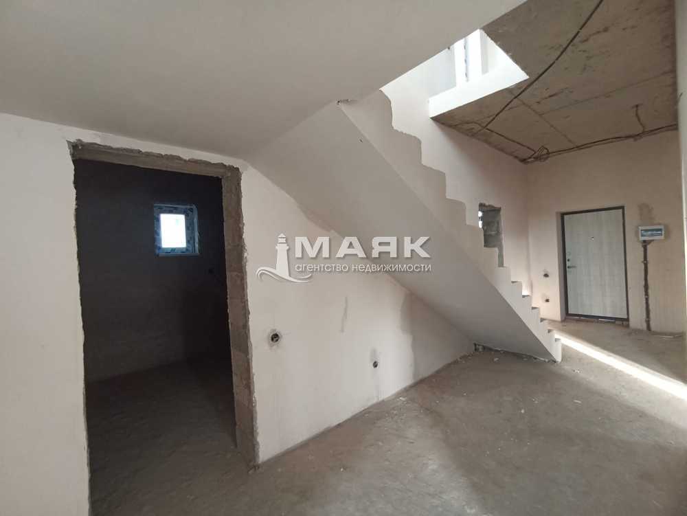 Дом 192 кв.м на участке 4.7 сот