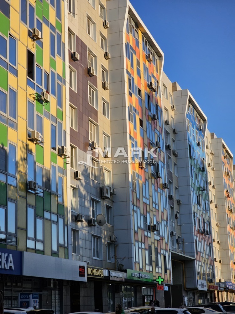 1-к. квартира 43.6 кв.м, 9/9