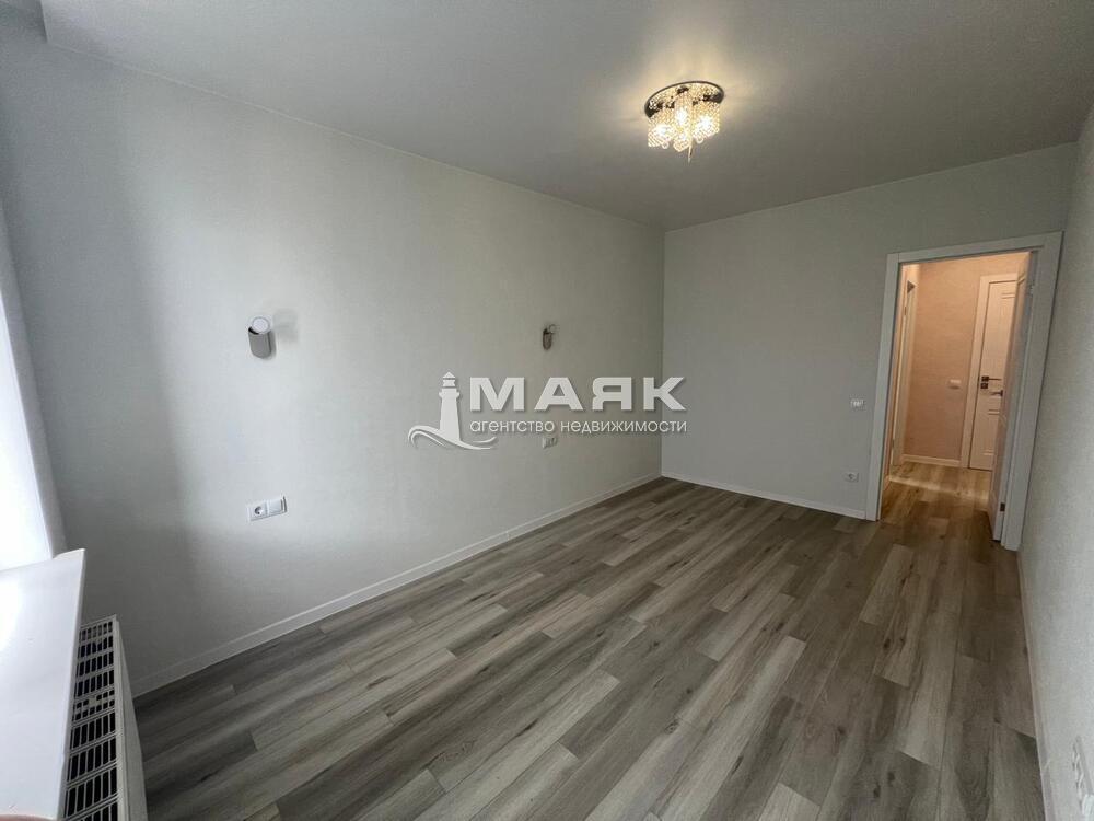 1-к. квартира 39 кв.м, 8/11