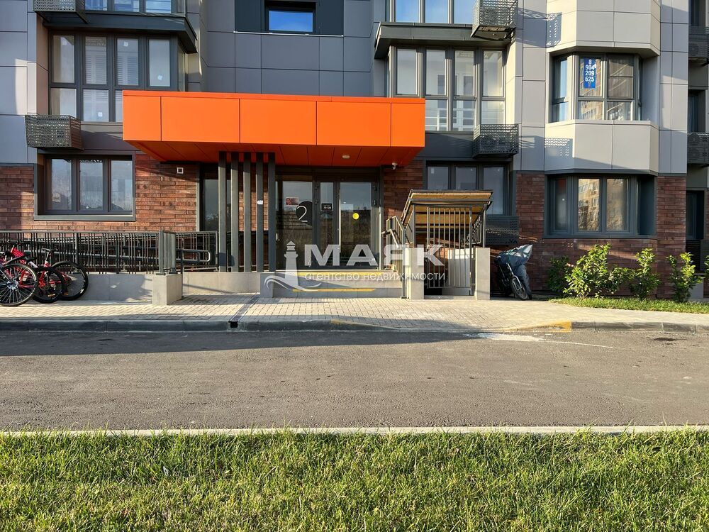 2-к. квартира 55 кв.м, 8/9