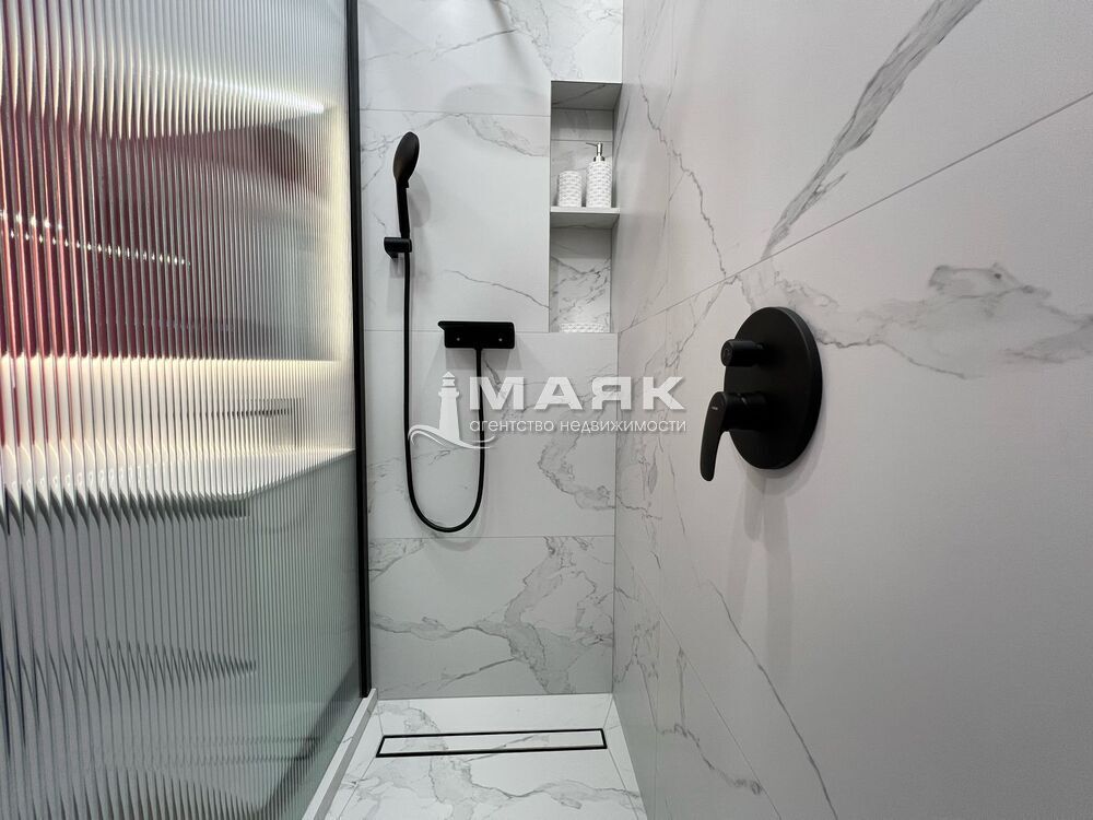 2-к. квартира 55 кв.м, 8/9