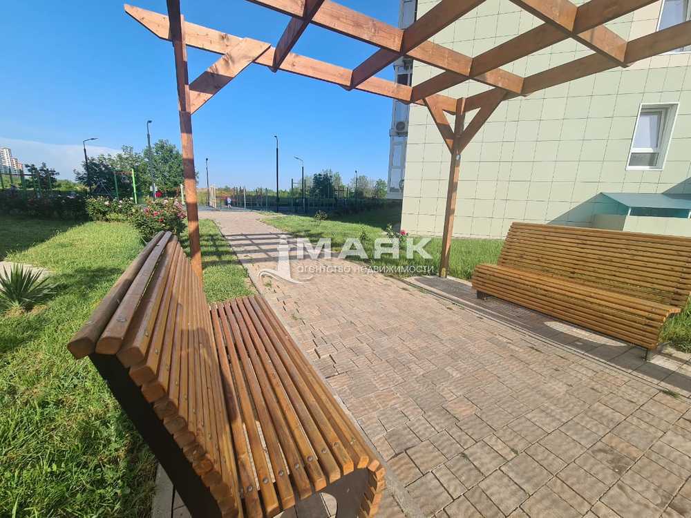 Студия 37 кв.м, 6/8