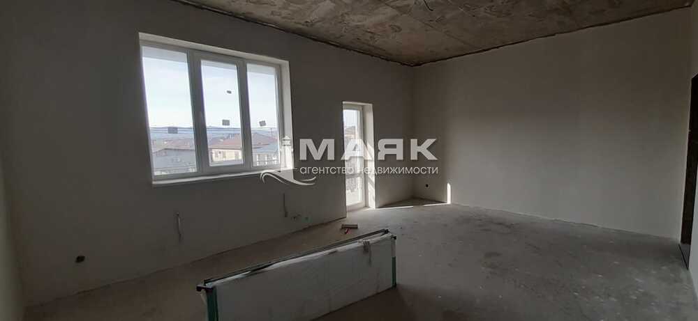 Дом 485.4 кв.м на участке 9.5 сот