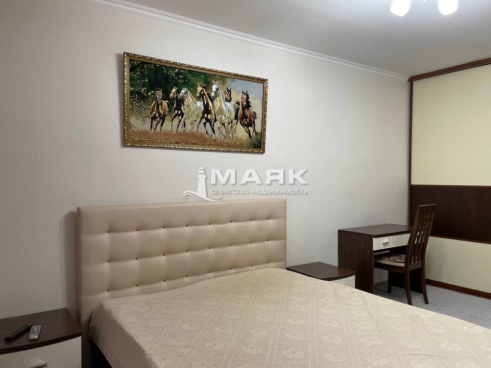 1-к. квартира 41.5 кв.м, 1/7