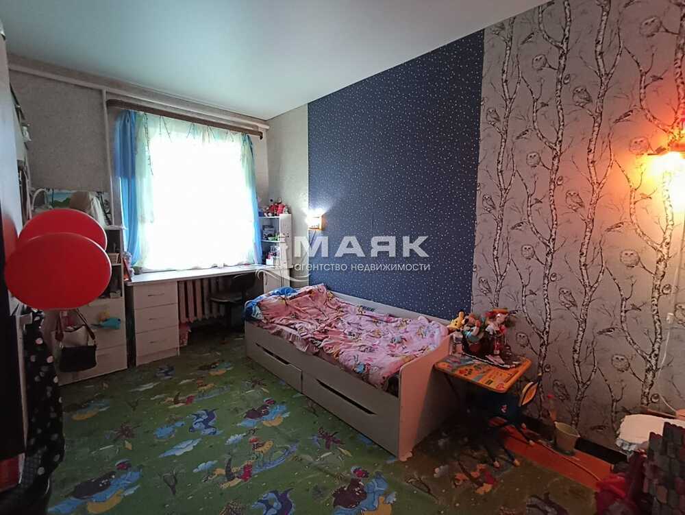 3-к. квартира 72.2 кв.м, 2/2