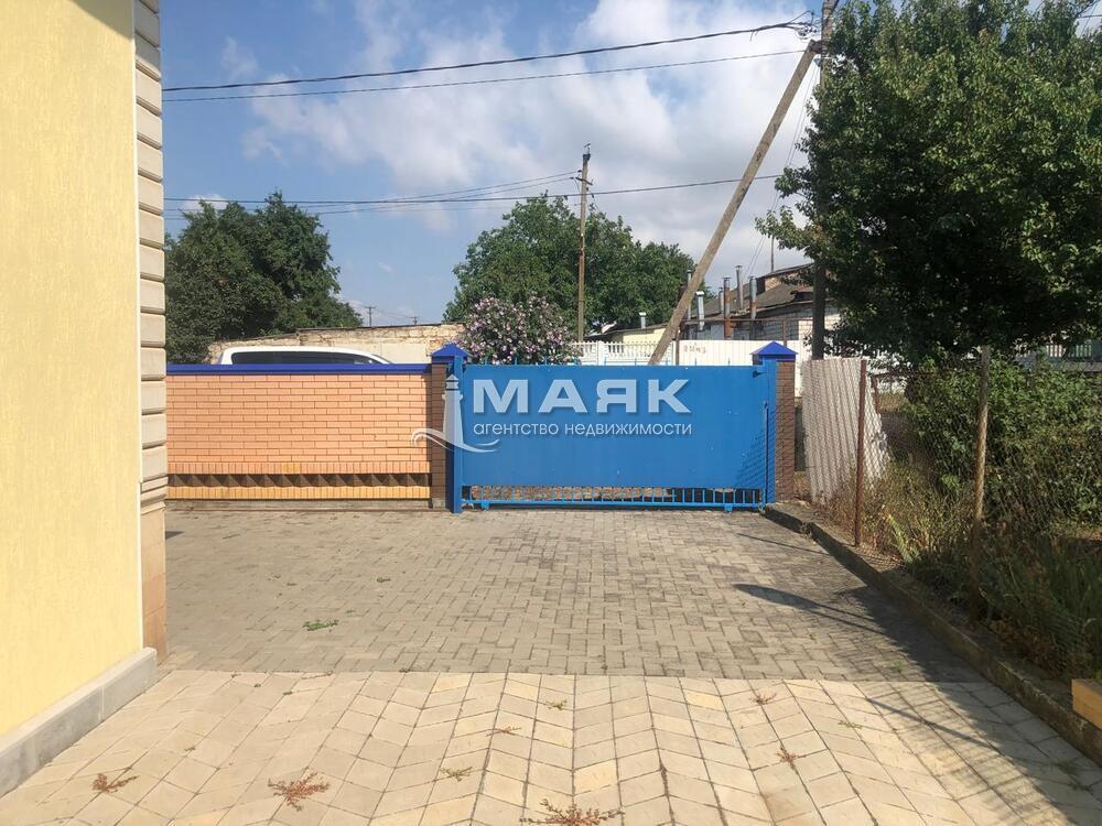 Дом 206 кв.м на участке 17 сот