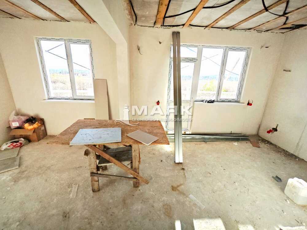 Дом 85 кв.м на участке 3 сот