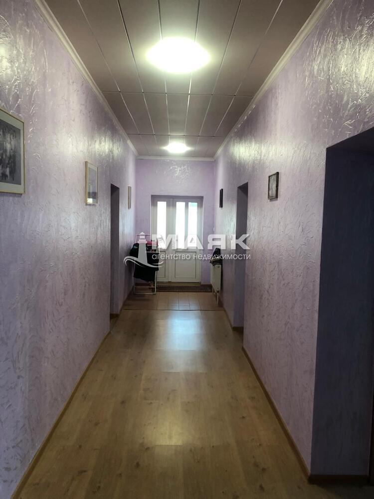 Дом 206 кв.м на участке 17 сот