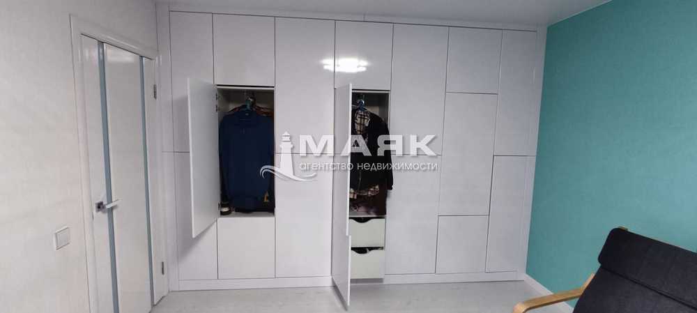 3-к. квартира 58 кв.м, 1/5