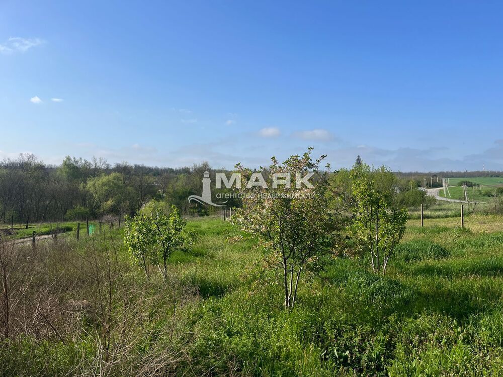 Дом 40 кв.м на участке 15 сот