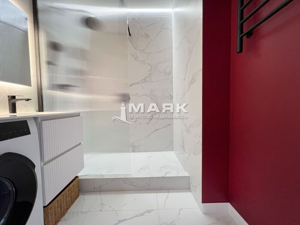 2-к. квартира 55 кв.м, 8/9