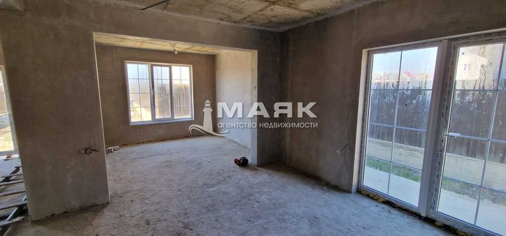 Дом 140 кв.м на участке 4 сот