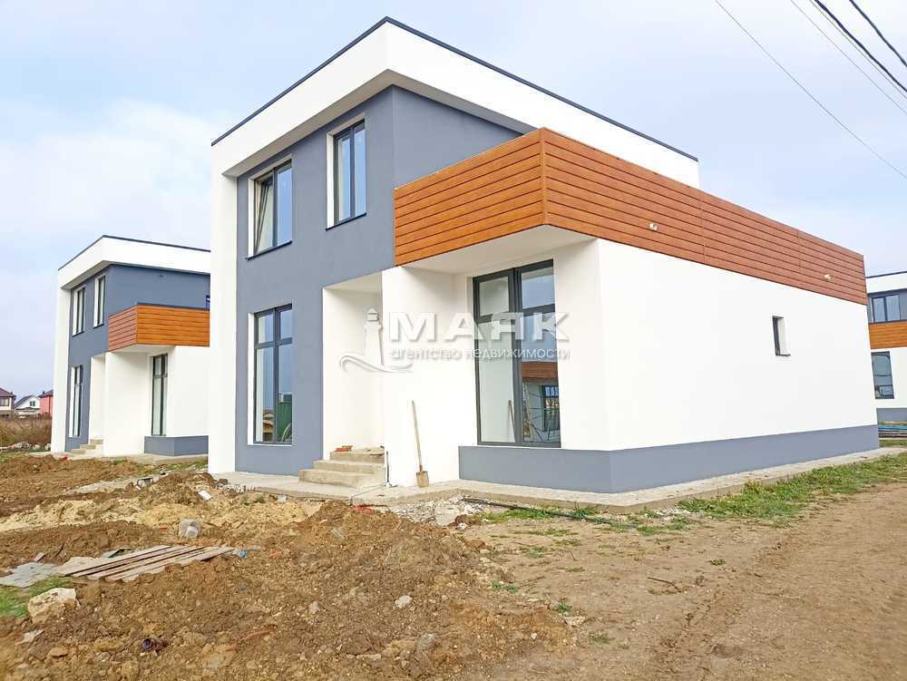 Дом 192 кв.м на участке 4.7 сот