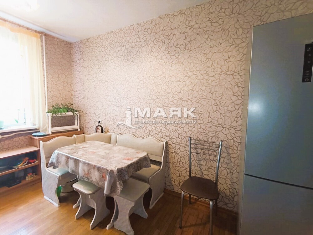 3-к. квартира 69.8 кв.м, 3/5