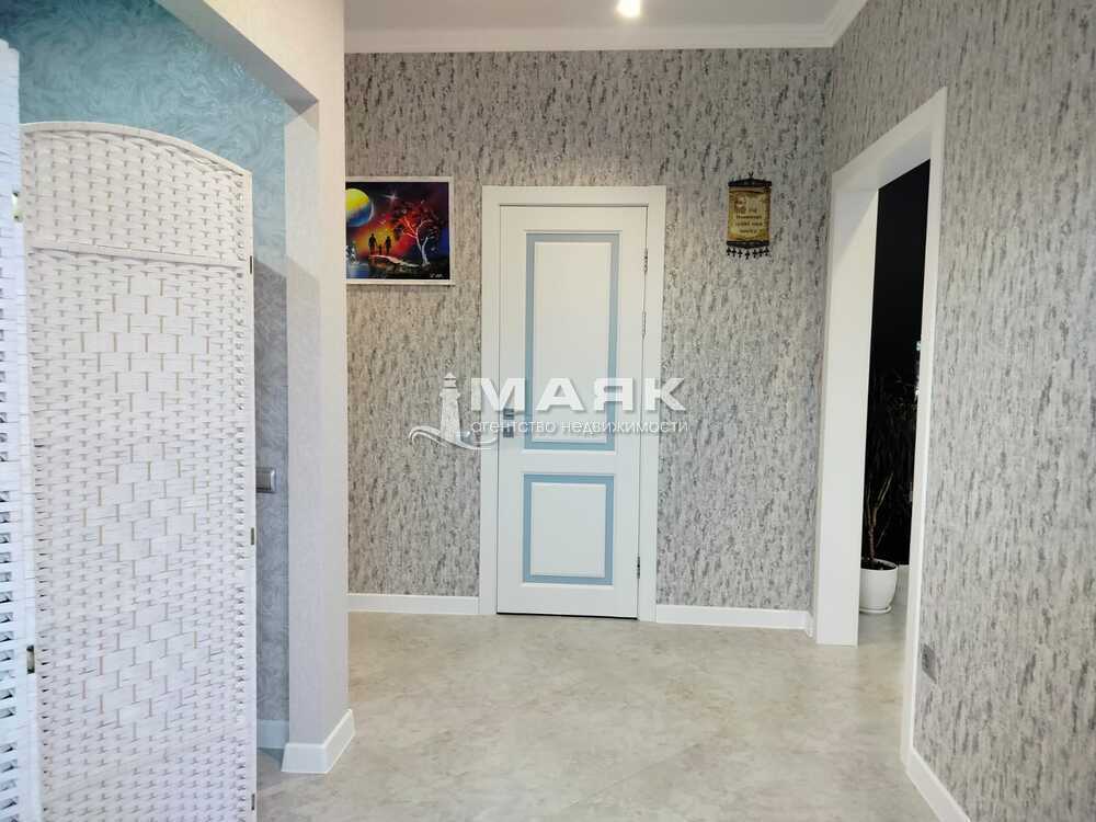 Дом 88.1 кв.м на участке 4.4 сот