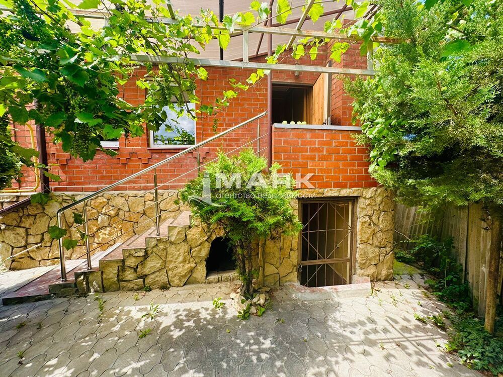 Дом 173 кв.м на участке 20 сот