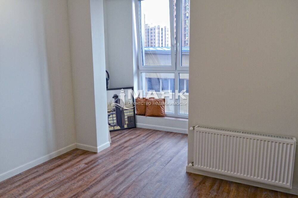 2-к. квартира 56.9 кв.м, 4/9