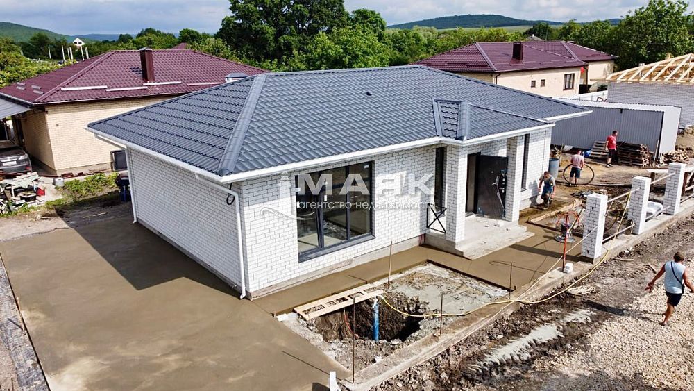 Дом 90 кв.м на участке 4 сот