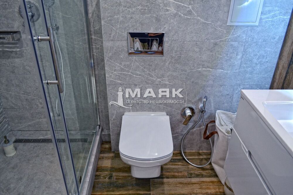 2-к. квартира 56.9 кв.м, 4/9