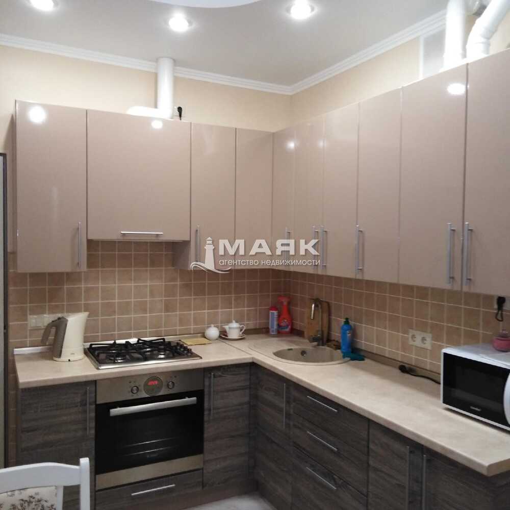 1-к. квартира 38 кв.м, 3/5