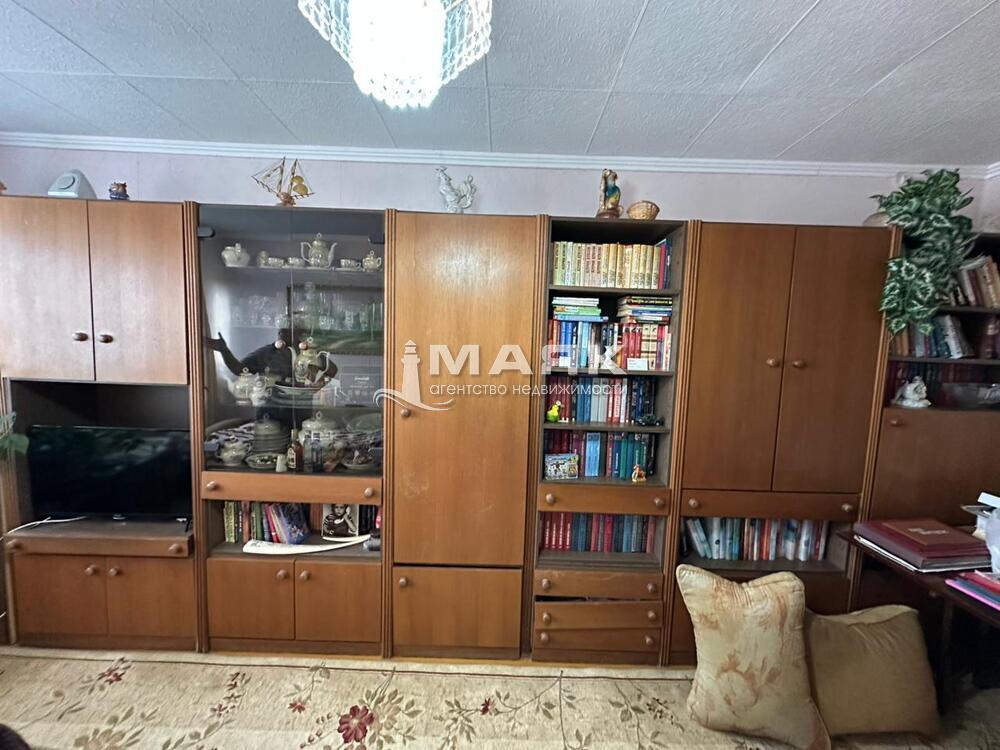 3-к. квартира 58.9 кв.м, 1/6