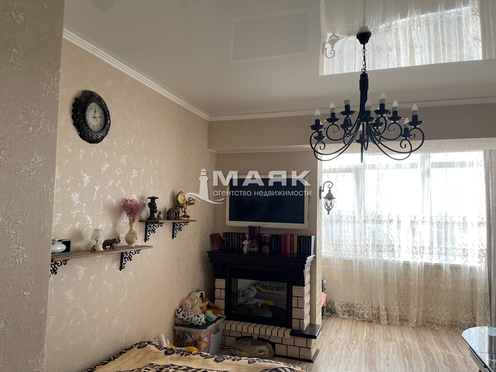 Студия 32 кв.м, 9/10