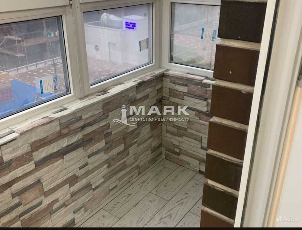 1-к. квартира 44 кв.м, 3/8