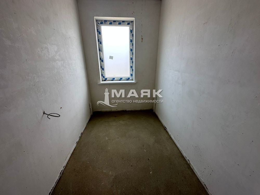 Дом 100 кв.м на участке 6 сот